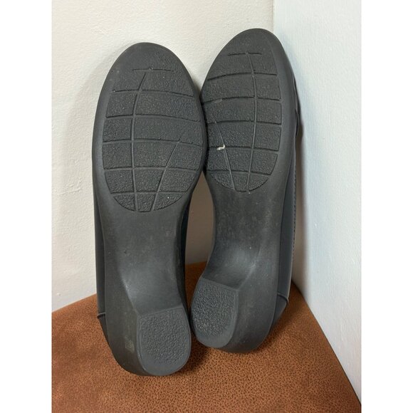 WOMENS COMFORT SLIP ON BLACK CASUAL EVERYDAY SHOES SIZE 8.5M LIGHTWEIGHT - Picture 8 of 9